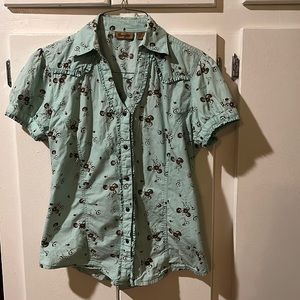 Womens wrangler shirt